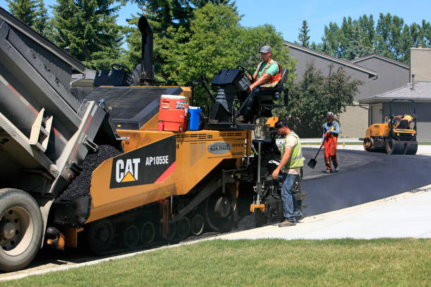 Best Affordable Driveway Paving  in Maricopa, CA